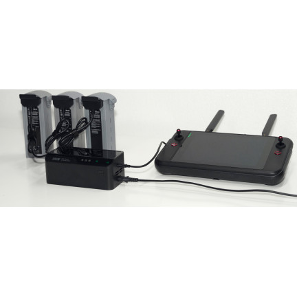 Хаб для заряджання акумуляторів EVO Max 4T