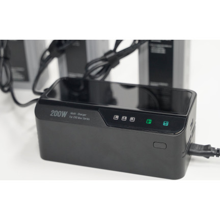 Хаб для заряджання акумуляторів EVO Max 4T